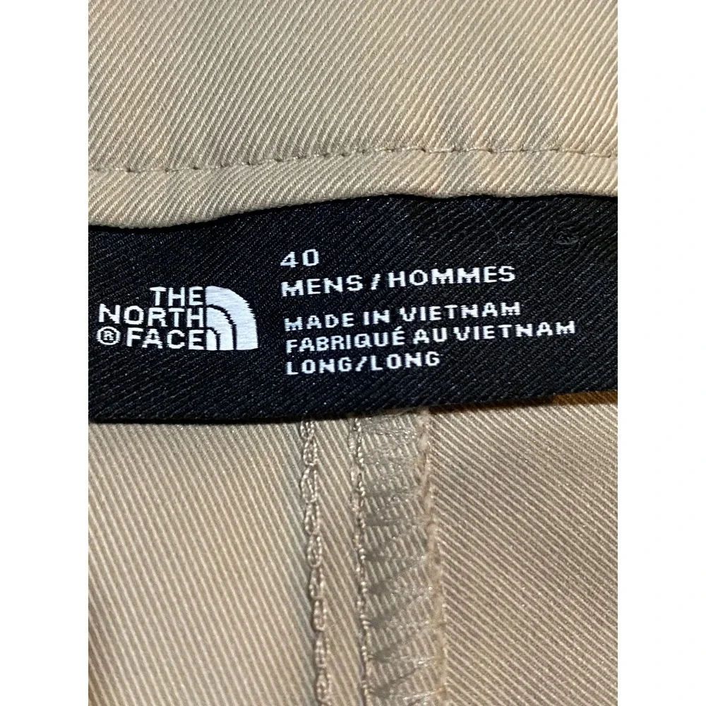 The North Face Mens NF0A5A4K City Standard Modern Fit Chino Pants Tan Khaki 40L